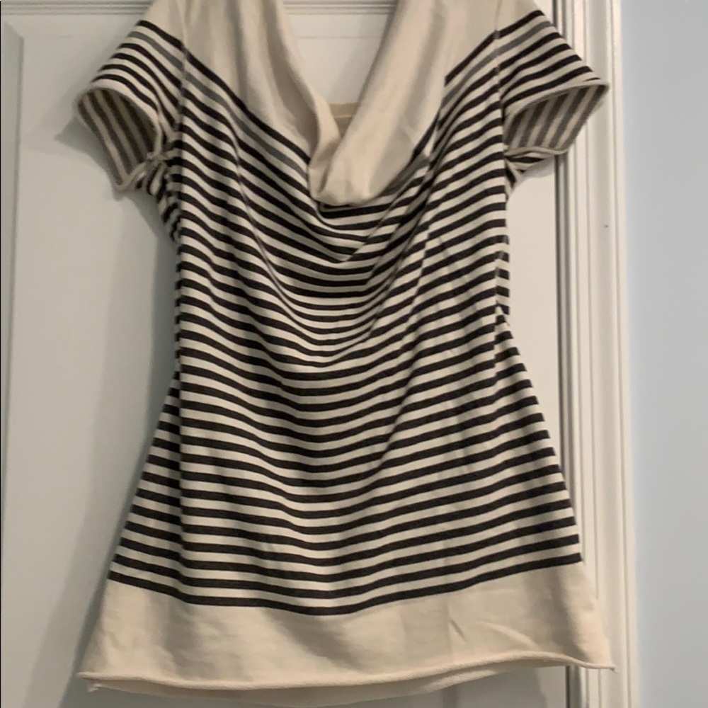 Short sleeve/cover up